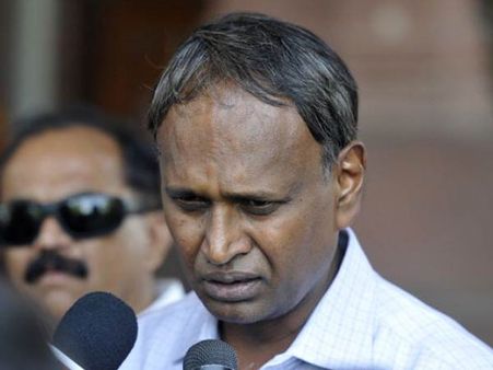 எஸ்.சி., எஸ்.டி., சட்டம் பலவீனமாகிவிட்டது.. தலைமை மீது பாஜக எம்.பி. பகிரங்க அதிருப்தி!