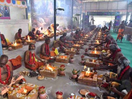 சித்ராபவுர்ணமி: தன்வந்திரி பீடத்தில் 468 சித்தர்கள் யாகம் - குடும்ப நல வேள்வி