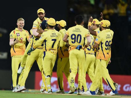 சிஎஸ்கேவிற்கு அடுத்த சிக்கல்.. ஐபிஎல் போட்டிகளை புனேவில் நடத்த மகாராஷ்டிரா அரசு எதிர்ப்பு!