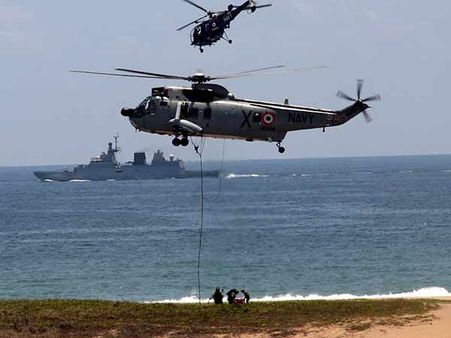 சென்னைக்கு வெளியே ஒரு 'போர் மேகம்'... கண்களை விரிய வைக்கும் ராணுவ வீரர்களின் சாகசங்கள்!