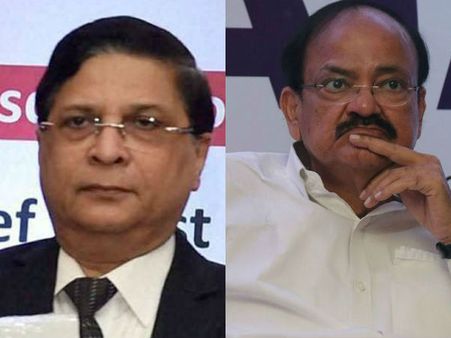 தீபக் மிஸ்ராவை நீக்க எதிர்க்கட்சிகள் கோரிக்கை... வெங்கய்ய நாயுடுவிடம் இம்பீச்மென்ட் மனு அளிப்பு!