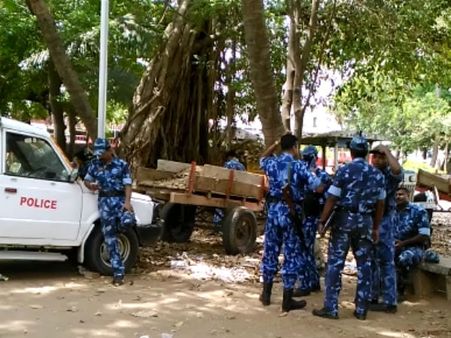 எதிர்ப்பு எதிரொலி.. டெல்டா மாவட்டங்களிலிருந்து துணை ராணுவ படை வாபஸ்!