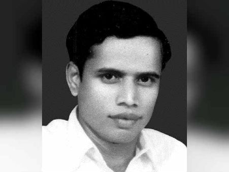 உழைக்கும் வர்க்கத்தின் இருட்டை கழுவிய சூரியன்.. பட்டுக்கோட்டை கல்யாண சுந்தரம்