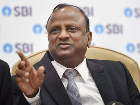 இந்தியாவில் பணத்தட்டுப்பாடு ஏற்பட காரணம் என்ன? எஸ்பிஐ வங்கி தலைவர் விளக்கம்