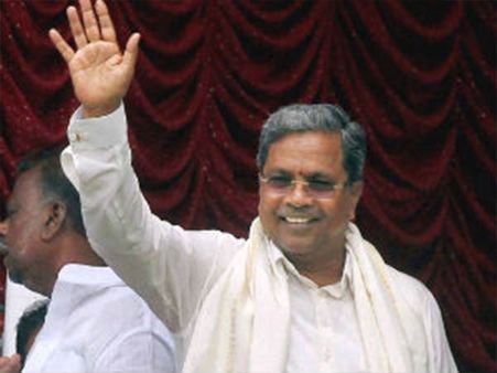 பாதாமி தொகுதியில் சித்தராமையா நாளை மறுநாள் வேட்பு மனு- எதியூரப்பா எதிர்த்து போட்டி?