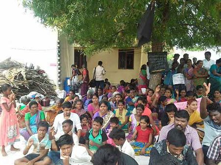 வெடித்தது ஸ்டெர்லைட் எதிர்ப்பு கிளர்ச்சி- 7 கிராமங்களில் மக்கள் போராட்டம்- அரசுக்கு கெடு!