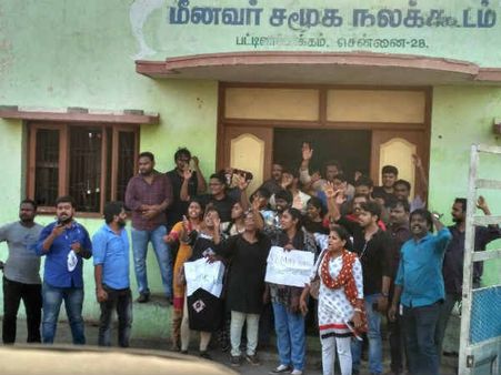 Breaking News: சென்னையில் எஸ்.வி.சேகர் வீடு மீது சரமாரி கல்வீச்சு- பத்திரிகையாளர்கள் கைது