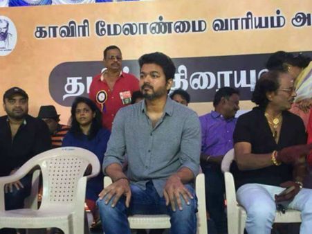 நடிகர் சங்க போராட்டம்: நடிகர்கள் பிரகாஷ்ராஜ், அர்ஜுன், பிரபுதேவா ஆகியோர் எங்கே? #justasking