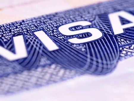 ஹெச்-4 விசா விதிமுறையில் மாற்றம்.. கூகுள், பேஸ்புக் போர்க்கொடி.. இந்தியர்களுக்கு கிடைக்குமா நிம்மதி?