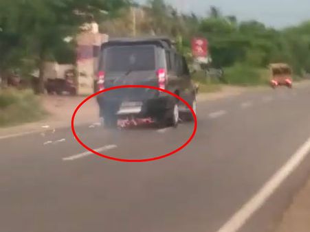 மேட்டூரில்... காரில் சிக்கிய டூவீலரை 20 கி.மீ. தூரத்துக்கு இழுத்து சென்ற பரபரப்பு காட்சி- Exclusive