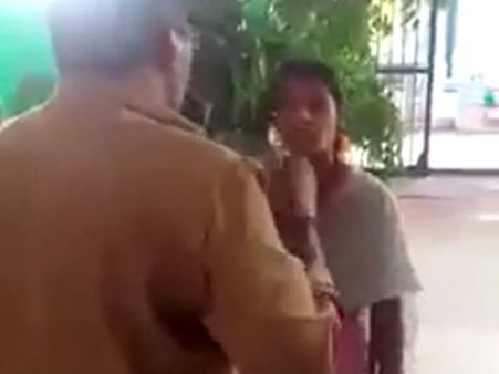 நீ கோவிலுக்குள் வரக் கூடாது.. தடுத்து நிறுத்திய 