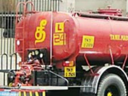 சென்னை நுங்கம்பாக்கம் வணிக வளாகத்தில் திடீர் தீ விபத்து