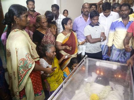 பாமக முன்னாள் எம்எல்ஏ காடுவெட்டி குருவின் இறுதிச் சடங்கு