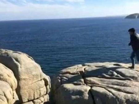 பாறைகளில் தாவித்தாவி செல்பி எடுக்க முயற்சி... ஆஸி.யில் இந்திய மாணவர் பலியான பரிதாபம்!