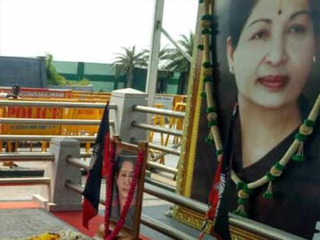 ஜெயலலிதாவுக்கு நினைவிடம் - மே 7-ல் அடிக்கல் நாட்டு விழா!