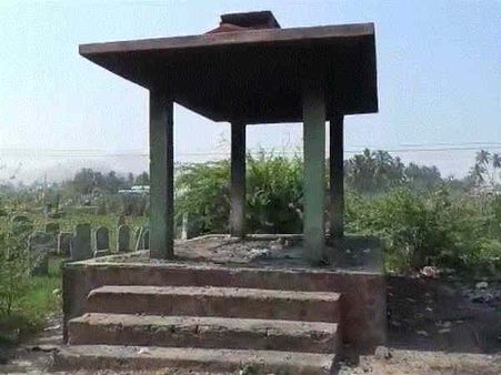 மிதக்கும் சுடுகாடு.. தேங்கி நிற்கும் எலும்பு கூடுகள்.. பெரும் அவதியில் கிருஷ்ணகிரி கிராம மக்கள்