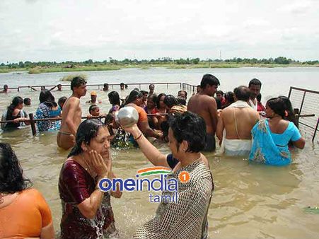 விருச்சிகத்திற்கு இடம்பெயரும் குரு பகவான் - தாமிரபரணியில் மகா புஷ்கர விழா