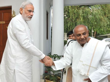 தேவ கவுடாவுக்கு இன்று பிறந்த நாள்.. பரபரப்பான சூழலில் போனில் வாழ்த்து தெரிவித்தார் பிரதமர் மோடி!