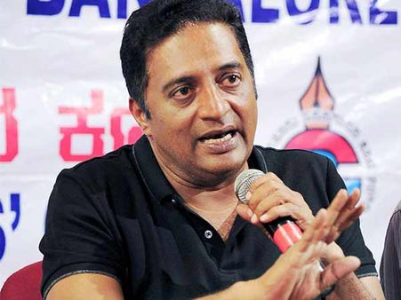 மோடிக்கு எதிராக பேசினேன்.. பாலிவுட்டில் வாய்ப்பில்லை.. போனால் போகட்டும்.. பிரகாஷ்ராஜ் கெத்து பேட்டி