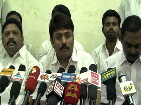 விளைநிலங்களில் மின்கோபுரங்கள் அமைக்க எதிர்ப்பு: த.மா.கா. போராட்டம் அறிவிப்பு