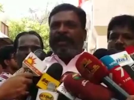 ஸ்டாலினுக்கு செக் வைத்த திருமாவளவன்.. டெல்லி பயணம், பேட்டியால் திமுக 'கடுகடு'