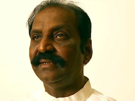 மறைந்தாலும் எழுத்துகளில் வாழ்வார் பாலகுமாரன்... வைரமுத்து உருக்கம்