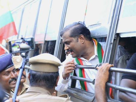 தேச துரோக வழக்கில் ஸ்டான்லி மருத்துவமனையிலிருந்த வேல்முருகன் கைது