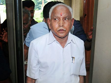 இன்று ஆர்எஸ்எஸ் அலுவலகம் செல்கிறார் கர்நாடக முதல்வர் எடியூரப்பா!