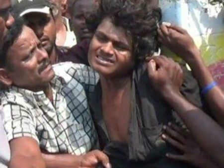 ஆரணி அருகே வட மாநில இளைஞருக்கு அடி-உதை.. போலீசார் விசாரணை