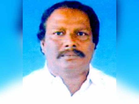 தகுதி நீக்கம் செய்யப்பட்ட எம்எல்ஏ ரெங்கசாமிக்கு நெஞ்சுவலி.. தஞ்சை மருத்துவமனையில் அனுமதி