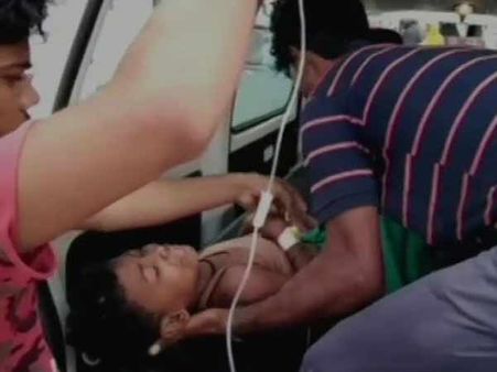 பீகாரில் குளத்தில் கார் கவிழ்ந்த விபத்தில் 6 குழந்தைகள் பரிதாப பலி