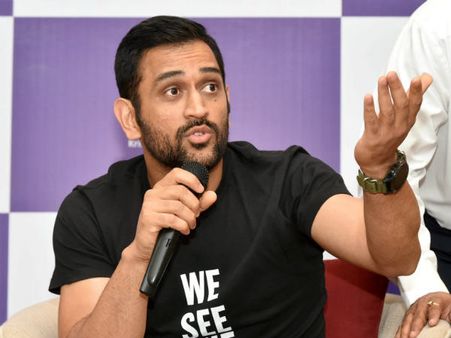 மோசமான நாட்களில் என்னை மாற்றியது ஜிவாதான்.. மகளை கொண்டாடும் தோனி!