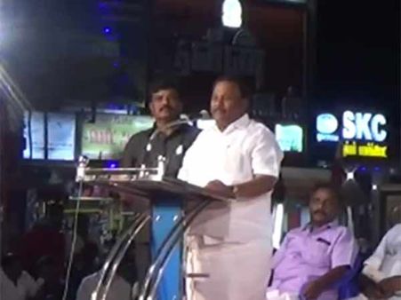 ஸ்கூல் லீவுக்காக நடத்தப்பட்ட ஜல்லிக்கட்டுப் போராட்டம்: அமைச்சர் சீனிவாசனின் தொடரும் சர்ச்சை பேச்சு