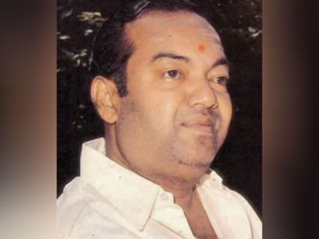 தாழையாம் பூ முடிச்சு.. தடம் பார்த்து நடை நடந்து.. இது யாரை நினைத்து கவியரசர் எழுதினார் தெரியுமா?