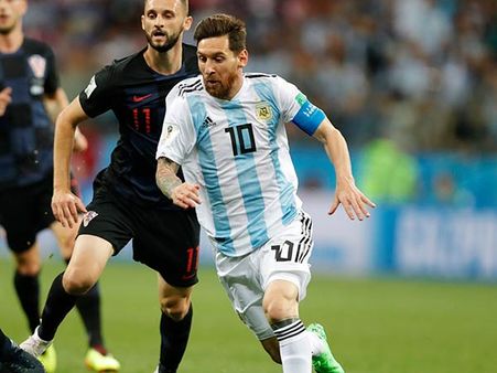 நீங்க அர்ஜென்டினாவுக்கே போயிடுங்க மெஸ்ஸி.. எல்லாரும் கலாய்க்கிறாங்க.. மீம்ஸால் வாட்டிய நெட்டிசன்ஸ்