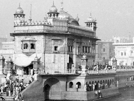 இந்தியாவின் அன்றைய முள்ளிவாய்க்கால்- ஆபரேஷன் ப்ளூ ஸ்டார்- ரத்த வெள்ளத்தில் மிதந்த பொற்கோவில்!