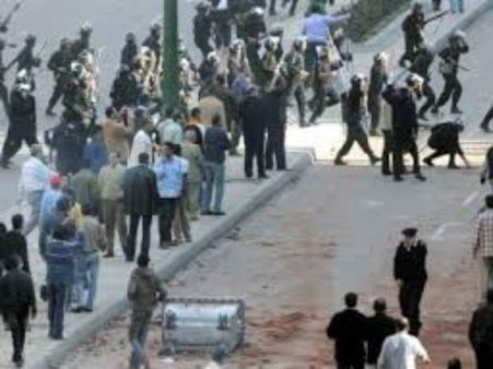 தொடர் கலவரம்.. பப்புவா நியூகினியாவில் அடுத்த 9 மாதத்திற்கு நெருக்கடி நிலை பிரகடனம்