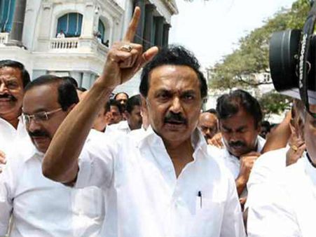 சேலம் - சென்னை 8 வழிச்சாலை திட்டத்தை சர்வாதிகாரத்தால் நிறைவேற்ற முடியாது : ஸ்டாலின்