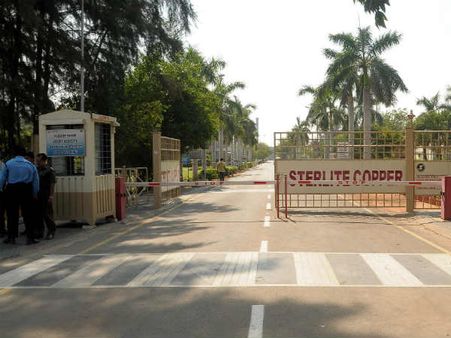 ஸ்டெர்லைட் ஆலையோடு முடியப் போவதில்லை!' - மாசுக் கட்டுப்பாட்டு வாரியம் மீது பகீர் புகார்