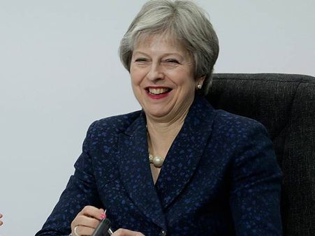 இந்தியா-பிரிட்டன் வாரம்: இருநாட்டு உறவுக்கு பாலம் அமைத்த 100 பிரபலங்களுக்கு விருது