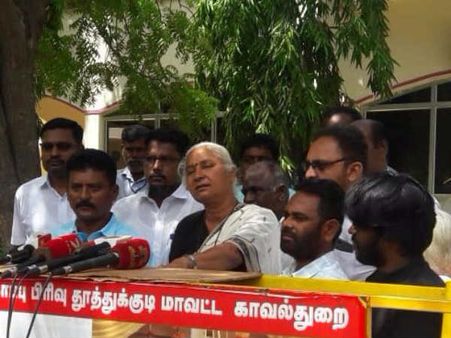 தூத்துக்குடியில் மேதா பட்கர்.. துப்பாக்கிச் சூடு மனிதாபிமானமற்ற செயல் என கண்டனம்