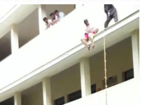 6 ஆண்டுகளில் 1200 முகாம்கள்... போலி சான்றிதழ்களை தயாரிப்பதில் ஆறுமுகம் கில்லாடியாம்!