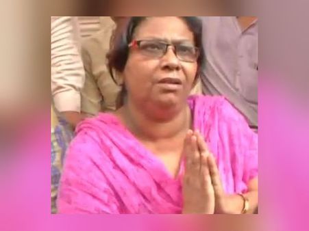 டெல்லி மர்ம மரணம்.. குடும்பத்தில் உயிரோடு இருக்கும் ஒரே பெண்.. பரபரப்பு பேட்டி!