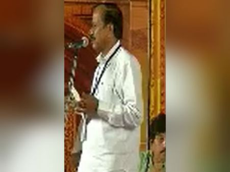 சொட்டு நீர் பாசனமா? சிறுநீர் பாசனமா? வைரலாகும் எச் ராஜாவின் ட்ரான்ஸ்லேஷன்