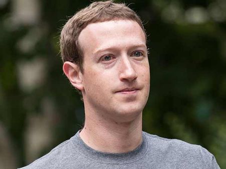 களமிறங்கிய மார்க் ஜுக்கர்பெர்க்.. சுயமாக தனி சாட்டிலைட் அனுப்ப பேஸ்புக் முடிவு.. என்ன திட்டம்?