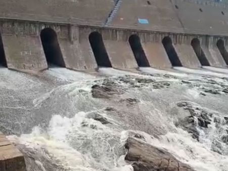 மேட்டூர் அணையிலிருந்து பாசனத்திற்காக தண்ணீர் திறந்தார் முதல்வர் எடப்பாடியார்!