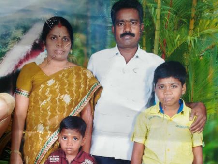 தஞ்சையில் பயங்கரம்.. மதுபோதையில் மண்வெட்டியால் தாக்கிய தந்தை.. 2 மகன்கள், மனைவி துடிதுடித்து பலி