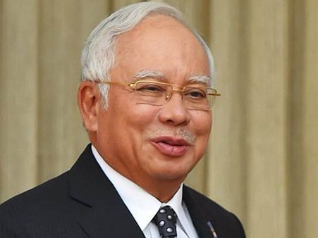 மலேசிய முன்னாள் பிரதமர் நஜீப் ரசாக்கிற்கு ஜாமீன்.. கடும் ஊழல் குற்றச்சாட்டுகள் சுமத்திய அரசு