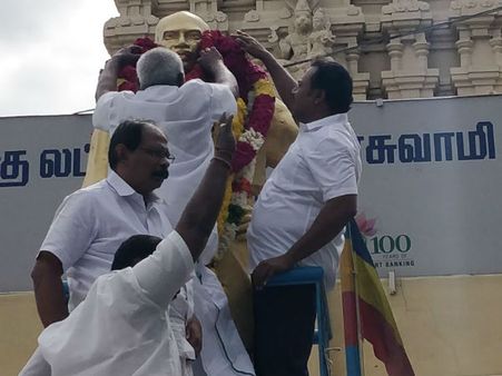 காமராஜர் சிலைக்கு மாலை காவிக் கொடி... பாஜகவுக்கும் காங்கிரஸுக்கும் இடையே கடும் மோதல்