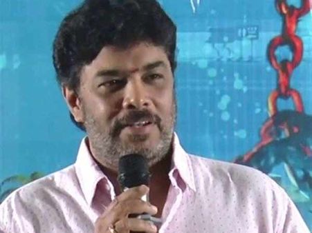 ஸ்ரீ ரெட்டி சொல்வதெல்லாம் பொய்.. வழக்கு தொடருவேன்.. இயக்குனர் சுந்தர்.சி - Exclusive